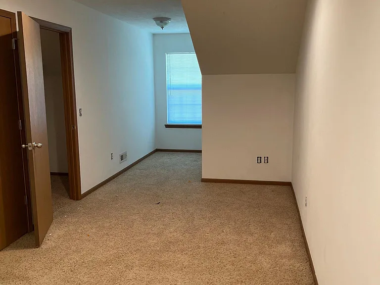 Upstairs Bedroom and Closet