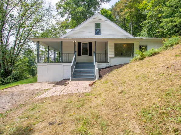 956 Shadowtown Rd, Blountville, TN 37617