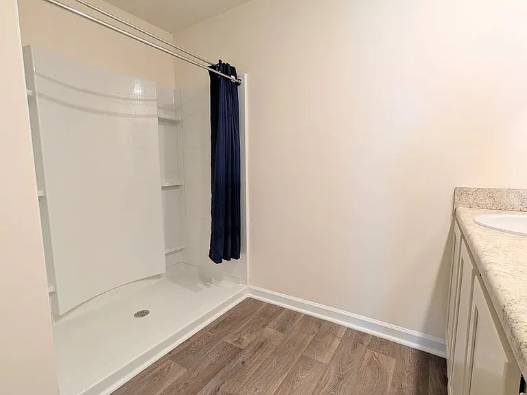 869 Twickenham Loop — Photo 13