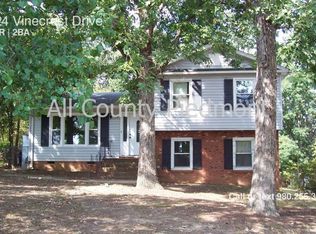 524 Vinecrest Dr, Matthews, NC 28105