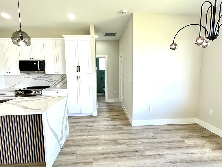 3208 7th St W — Photo 25