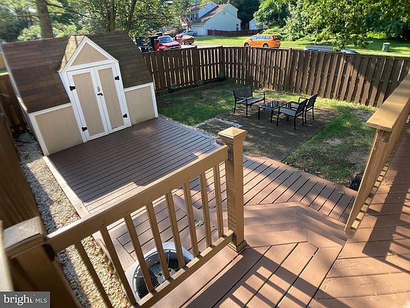 5th image of 7197 Fairfield Ct
