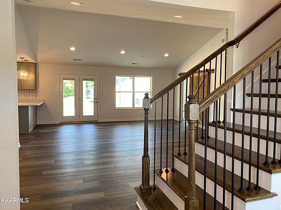 2nd image of 7642 Bailey Landing Ln