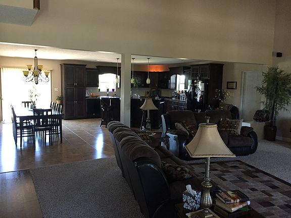Living Area/Open View
