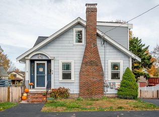 30 Weyham Rd, Weymouth, MA 02191