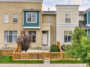 224 McKenzie Towne Line SE, Calgary, AB T2Z4G3