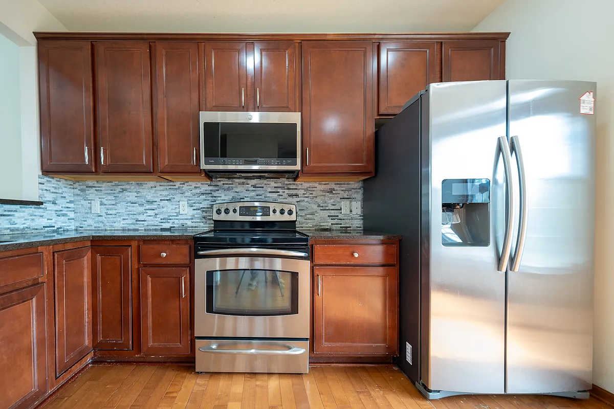 Building Photo - 10006 Gentian Dr