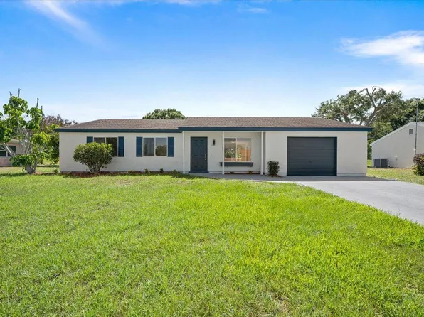3132 SW Watson Court, Port St Lucie, FL 34953