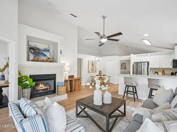 12075 FOAL Lane, Jacksonville, FL 32246