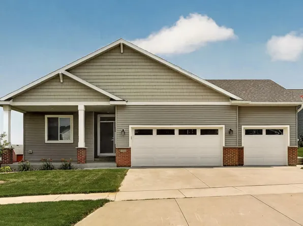 562 15th Ave NE, Byron, MN 55920