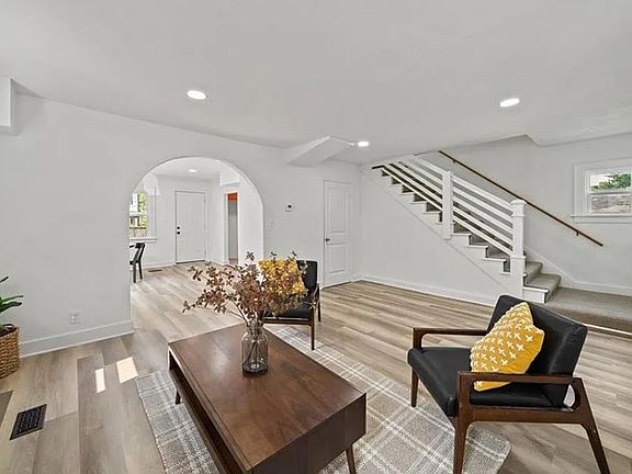 4th image of 6912 Brooklyn Ave