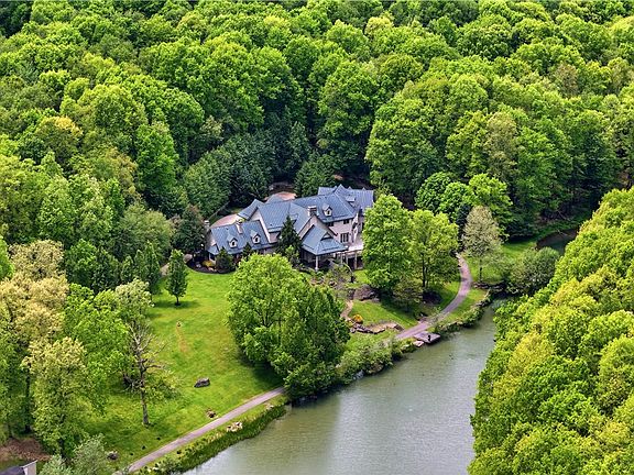 2nd image of 399 Cornetti Rd