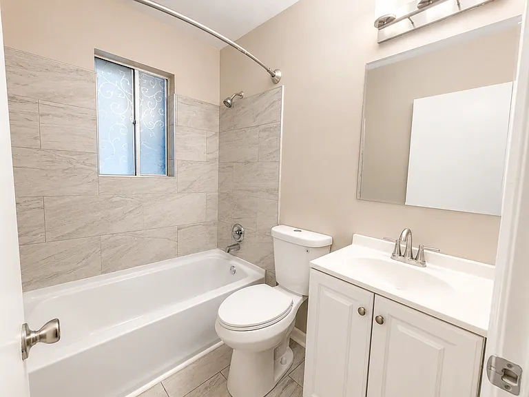 4111 Prince Ln — Photo 9