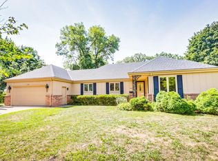 9148 Kell Ave S, Bloomington, MN 55437