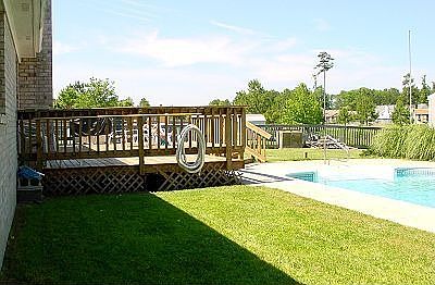 Rear Deck / Swimming Pool