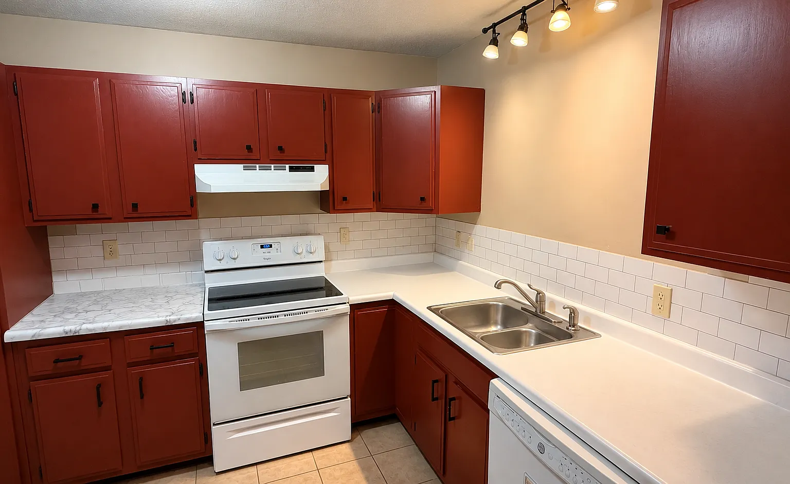 2 bed, 1270 sqft, $2,400 — Photo 3