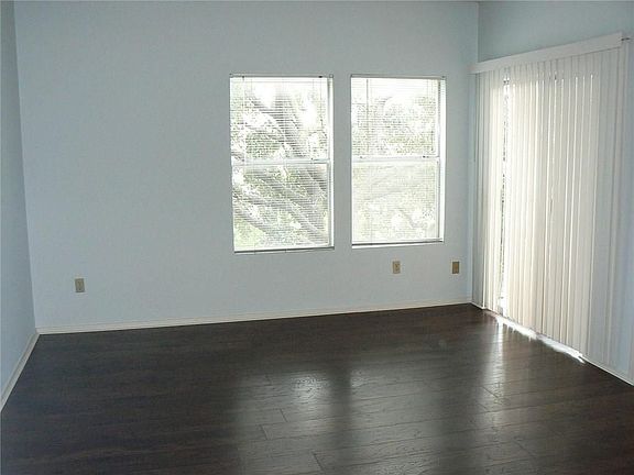 4th image of 12166 Metric Blvd Building 241-12