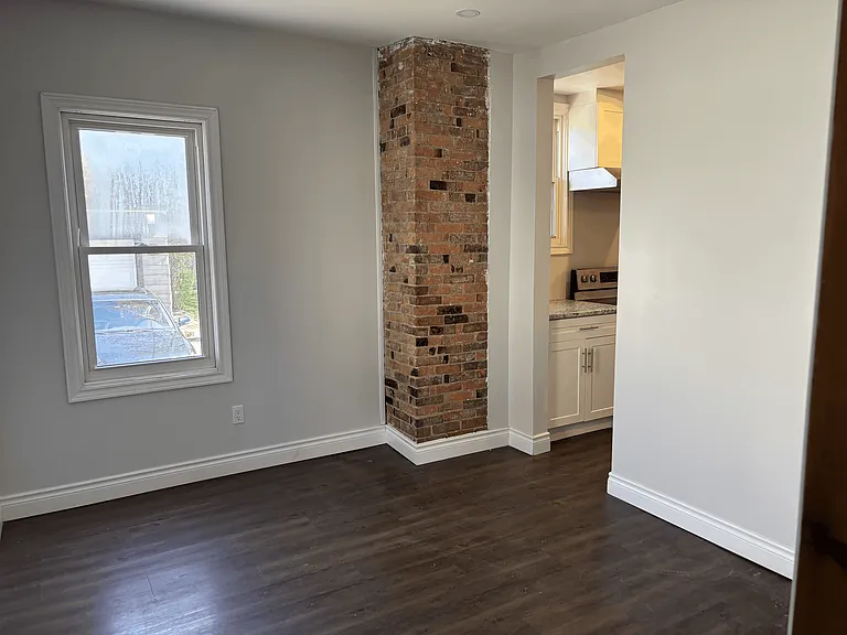 26 Shotwell St — Photo 9