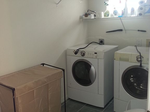3rd image of 791 E Hartford St APT 5A