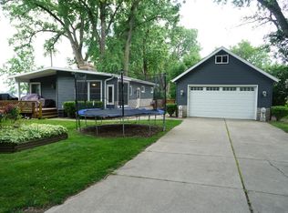 26303 Bendickson Dr, Wind Lake, WI 53185