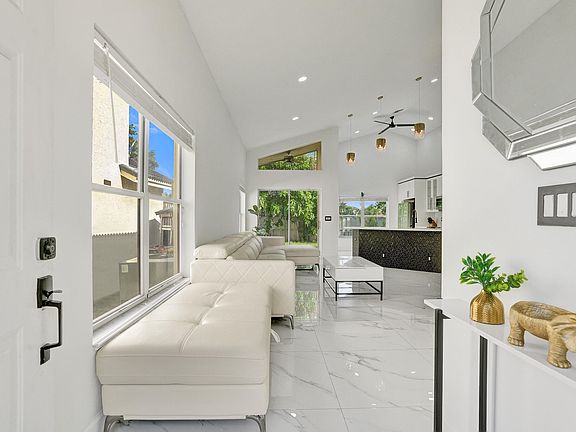 3rd image of 6965 NW 29th Court