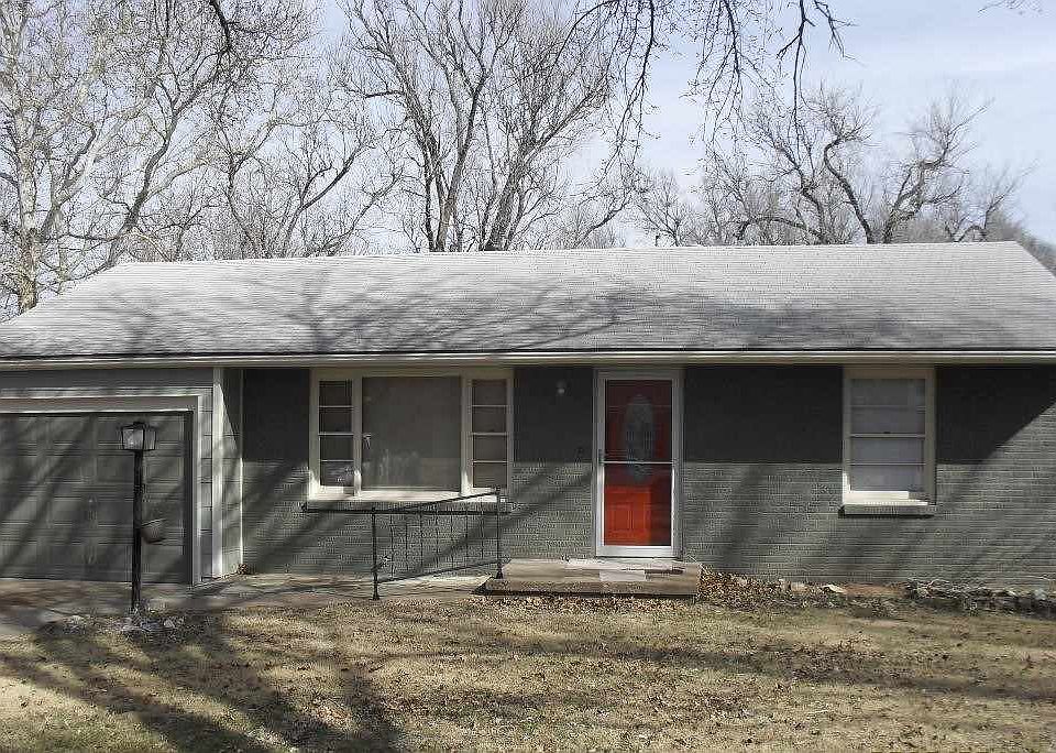 1st image of 1210 N 7th St