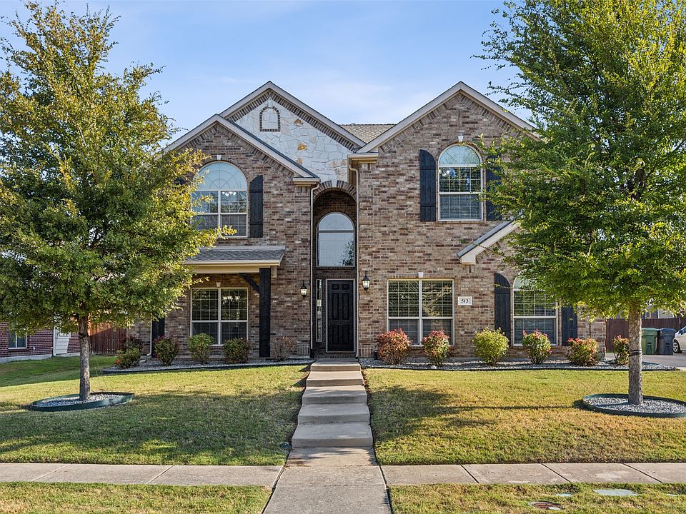 1st image of 513 Windy Knoll Dr