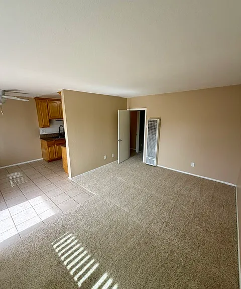 1009 Georgia St #25 — Photo 3