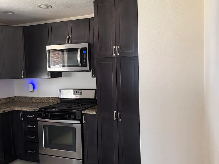 935 Black Blvd — Photo 8