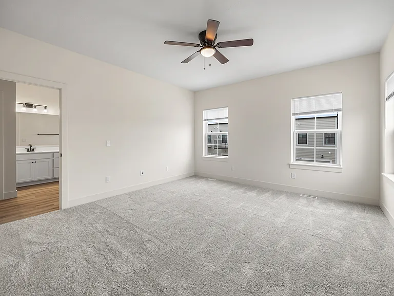 Primary bedroom (2-bedroom floorplan)