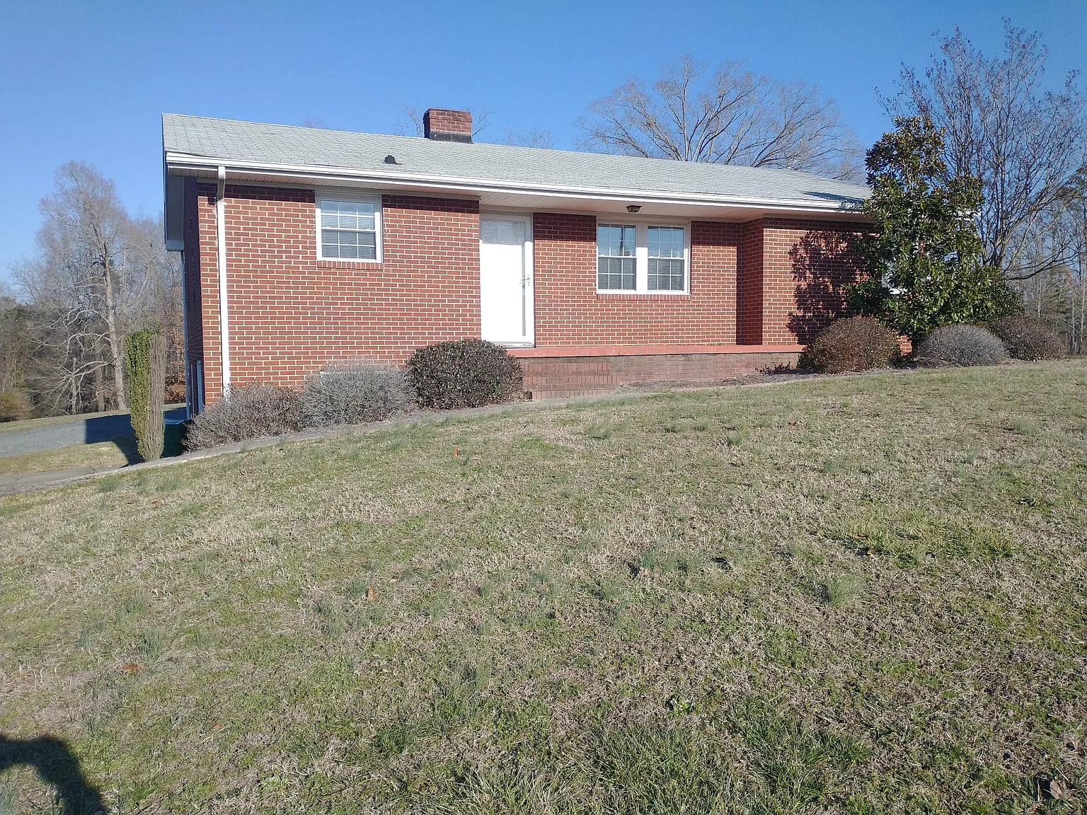 3 bed, 1170 sqft, $1,500 — Photo 1