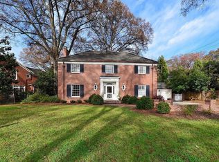 323 Hempstead Pl, Charlotte, NC 28207