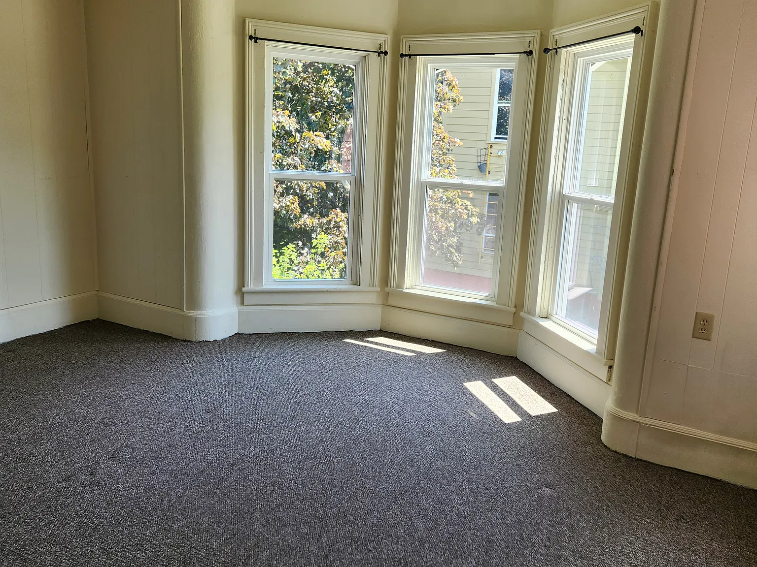 1 bed, 650 sqft, $850 — Photo 3