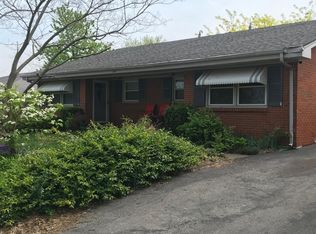 384 Radcliffe Rd, Lexington, KY 40505