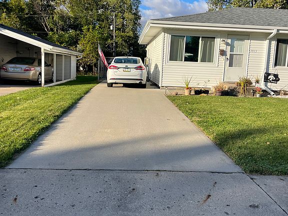 2nd image of 3911 Quebec St #3911