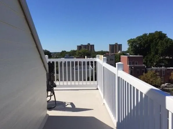 329 N State St, Philadelphia, PA 19104