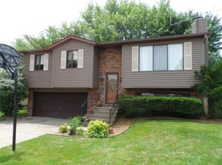 2214 Tampico Dr, Belleville, IL 62221