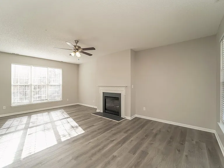 297 Patrick Ave SW — Photo 7