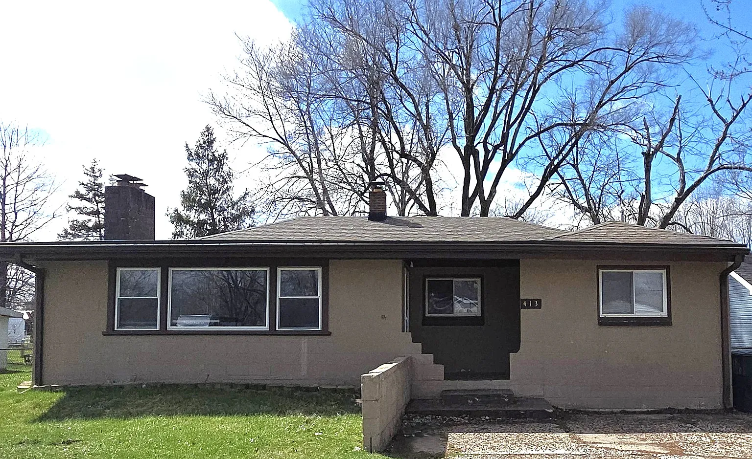 413 N Delawanda Ave photo 1