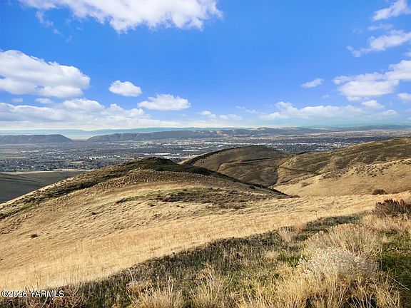 4th image of Nka Barrs Rd