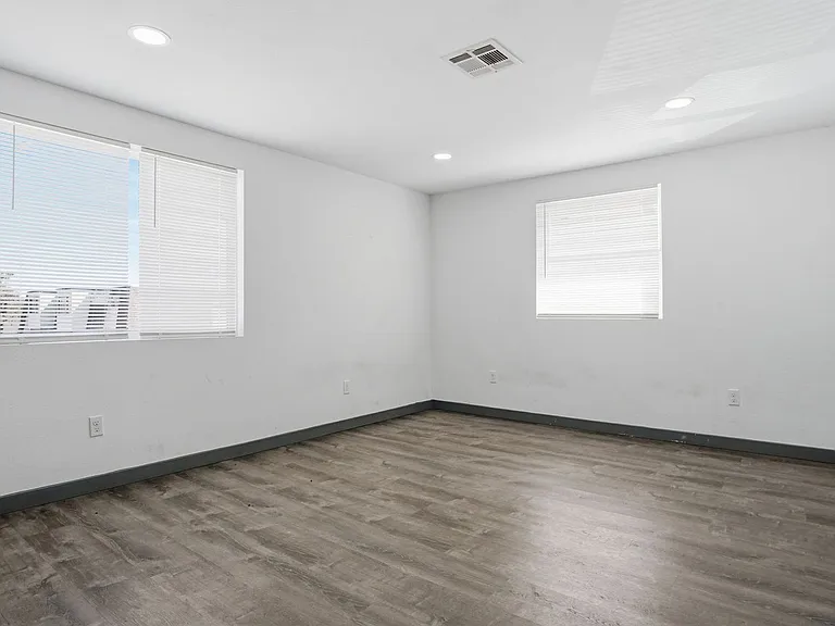 Welcome Home to Comfortable Living at 6111 S Klein Ave! — Photo 39