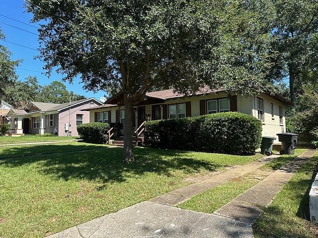 1st image of 205 Crest St #205