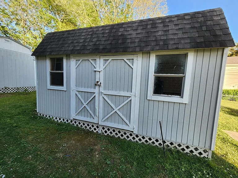 1129 S Maple St — Photo 25