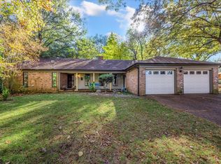 2749 N Lake Shore Dr, Memphis, TN 38127