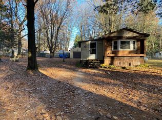 1086 Ranger Dr, Gladwin, MI 48624