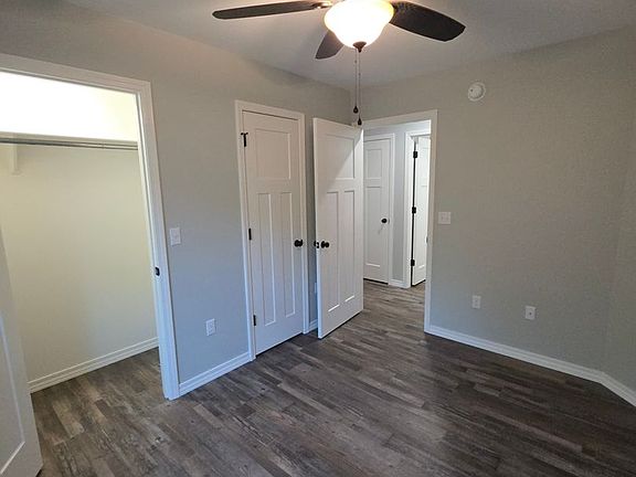 5th image of 3204 N Cleveland Ave #2
