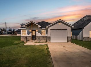 203 E South St, Itasca, TX 76055