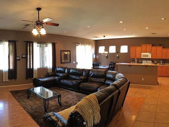 5th image of 957 N BALBOA Drive
