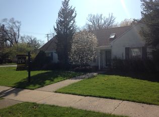 314 Wagner Rd, Northfield, IL 60093