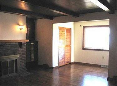 3rd image of 234 S 6th St